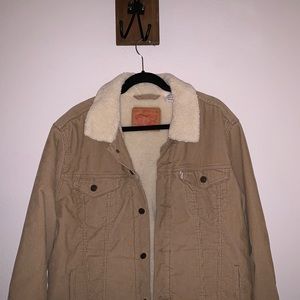 Levi’s Sherpa Trucker Jacket NEVER WORN